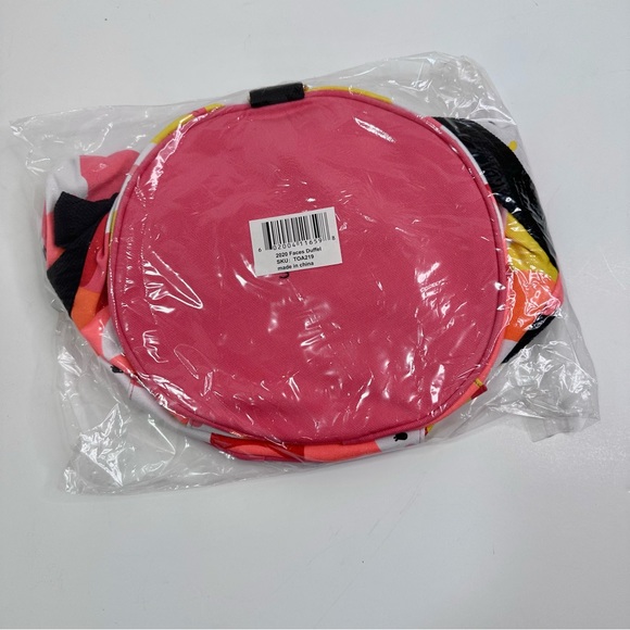 Benefit "Faces” Large Weekend Duffle Tote Limited Edition Travel Bag - Picture 13 of 13